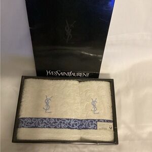 Yves Saint Laurent White and Blue Towel Set